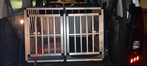 Cage double de transport pour chien, Animaux & Accessoires, Maisons pour chiens, Utilisé, Enlèvement
