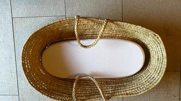 Rotan mozesmand/babywieg newborn baby beschikbaar voor biedingen