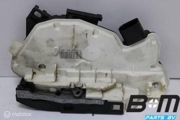 Portierslot links voor Audi A1 8X 5N137015A beschikbaar voor biedingen