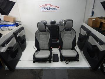 VW Tiguan 571 Interieur Leer Leder Leren Memory dash lijst v beschikbaar voor biedingen