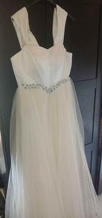 robe de marier, Ophalen, Nieuw