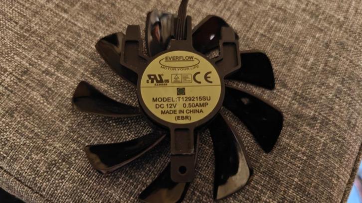 4 pin mini GPU fan Sapphire 92mm T129215SU, Computers en Software, Computerkoelers, Zo goed als nieuw, Luchtkoeling, Ophalen of Verzenden