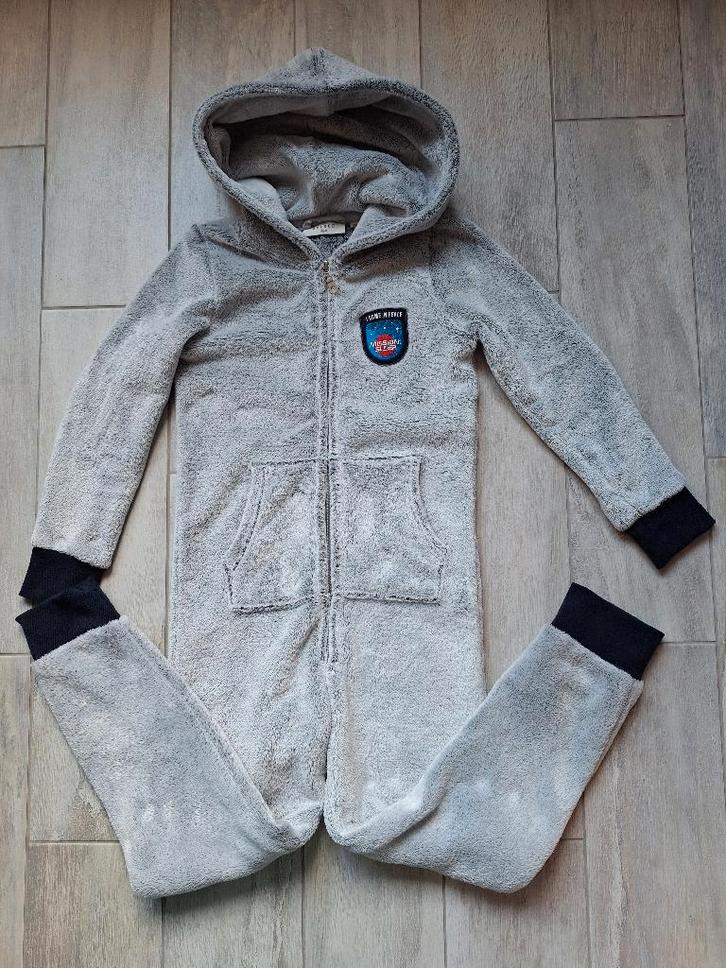 ★ M128 - Winteronesie mission sleep, Kinderen en Baby's, Kinderkleding | Maat 128, Gebruikt, Jongen, Nacht- of Onderkleding, Ophalen of Verzenden