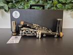 S.M.L Strasser Paris Bb-Klarinet 17/6, Muziek en Instrumenten, Bes-klarinet, Ophalen of Verzenden, Zo goed als nieuw, Met koffer