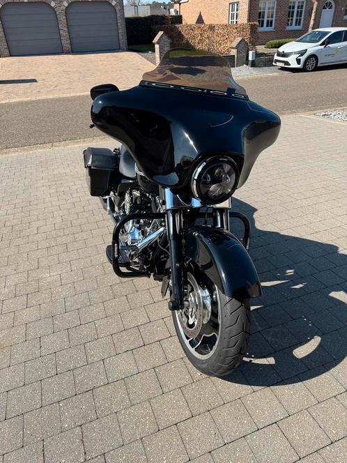 FLHX Street Glide, Motoren, Motoren | Harley-Davidson, Particulier, Toermotor, meer dan 35 kW, 2 cilinders, Ophalen
