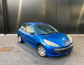 Peugeot 206+ essence 2011 contrôle technique Ok beschikbaar voor biedingen