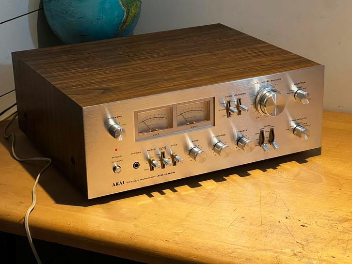Akai AM-2800, Audio, Tv en Foto, Versterkers en Ontvangers, Zo goed als nieuw, Ophalen of Verzenden
