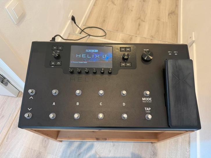 Line 6 Helix LT multi-effectprocessor, Muziek en Instrumenten, Effecten, Zo goed als nieuw, Ophalen
