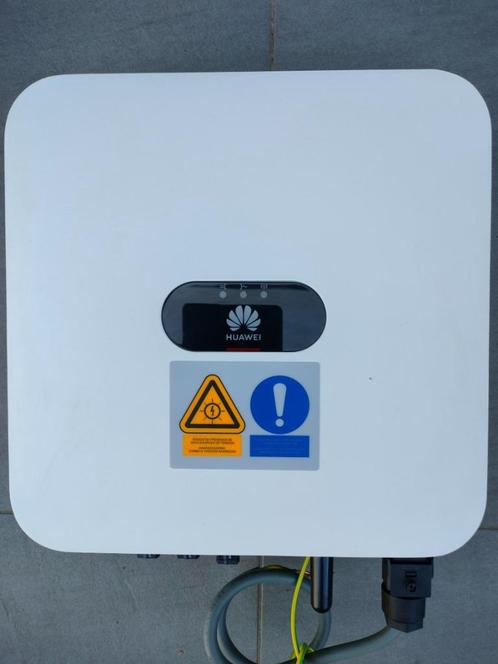 Omvormer Huawei, Doe-het-zelf en Bouw, Zonnepanelen en Toebehoren, Zo goed als nieuw, Ophalen of Verzenden