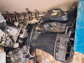 pieces et embase mercury 130CV beschikbaar voor biedingen