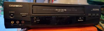 Zeer weinig gebruikte Nicam Stereo VHS-recorderspeler beschikbaar voor biedingen