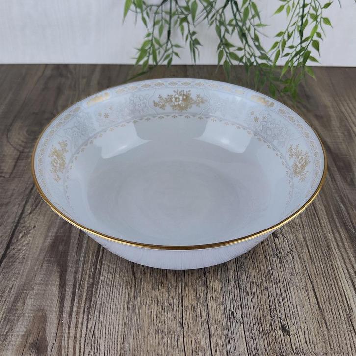 Noritake Keegan Saladeschaal, Antiek en Kunst, Antiek | Servies los, Ophalen of Verzenden