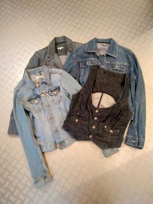 4 jeansjasjes maat medium 38 - 40, 10€ per stuk, Kleding | Dames, Jassen | Zomer, Zo goed als nieuw, Maat 38/40 (M), Blauw, Ophalen of Verzenden