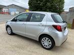 Toyota Yaris 1.5i VVT-i Hybrid Comfort E-CVT, Automaat, 1497 cc, Overige brandstoffen, Zilver of Grijs