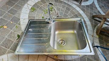 IKEA BOHOLMEN keukenspoelbak met Grohe-kraan beschikbaar voor biedingen