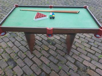 Snooker tafel kinderen beschikbaar voor biedingen