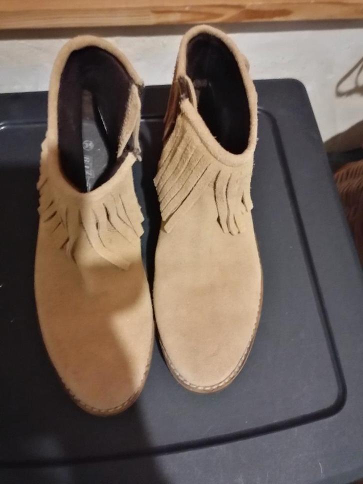 Bottillons pour enfant, Kinderen en Baby's, Kinderkleding | Schoenen en Sokken, Ophalen