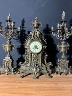 (86) Antieke Franse Bronzen Regency Pendule met Kandelaren, Antiek en Kunst, Ophalen of Verzenden