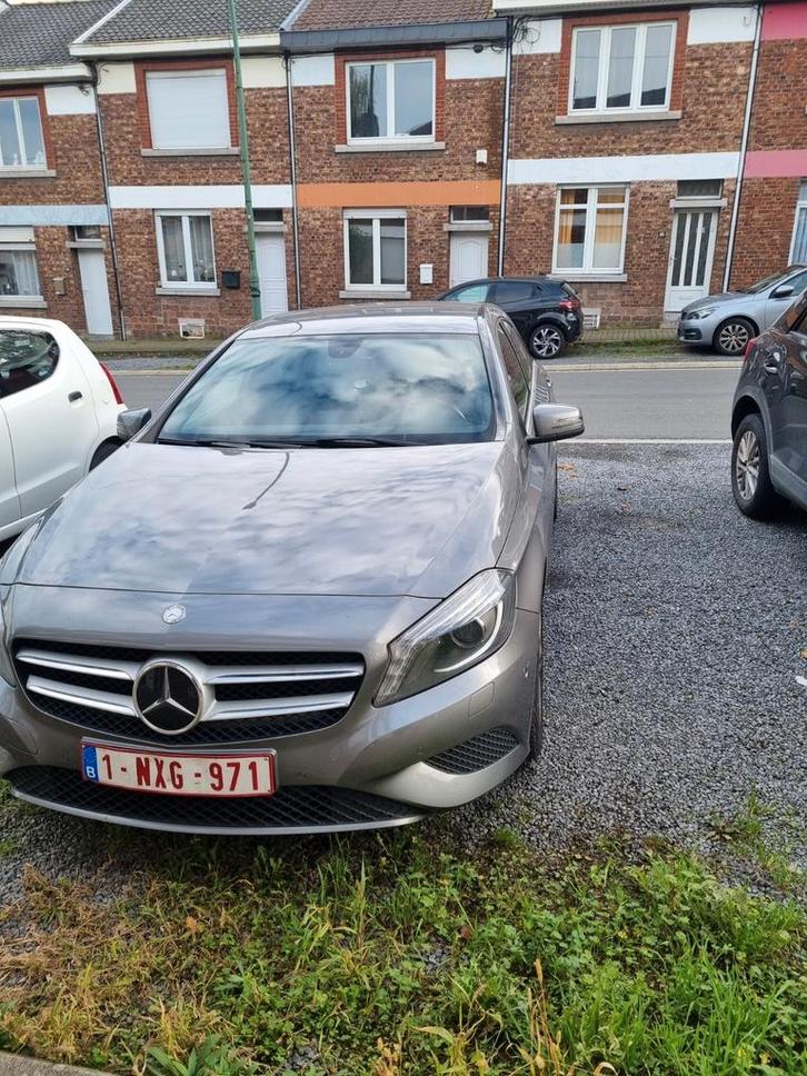 Mercedes classe a 180 boîte auto, Autos, Mercedes-Benz, Particulier, Classe A, Bluetooth, Sièges chauffants, Berline, Automatique