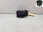 ZEKERINGKAST Seat Ibiza V (KJB) (01-2017/-) (|2Q0937548D|), Gebruikt, Seat