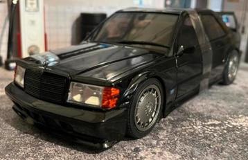 MERCEDES 190E ÉVOLUTION 2, AU 1/18,NEUVE DANS SA BOITE, Enlèvement ou Envoi, Neuf