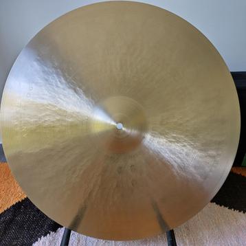 Cloche Sabian HHX Anthology de 22 pouces de haut, Musique & Instruments, Batteries & Percussions, Enlèvement ou Envoi, Comme neuf