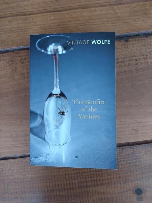 The Bonfire Of The Vanities - Tom Wolfe, Boeken, Literatuur, Gelezen, België, Ophalen of Verzenden