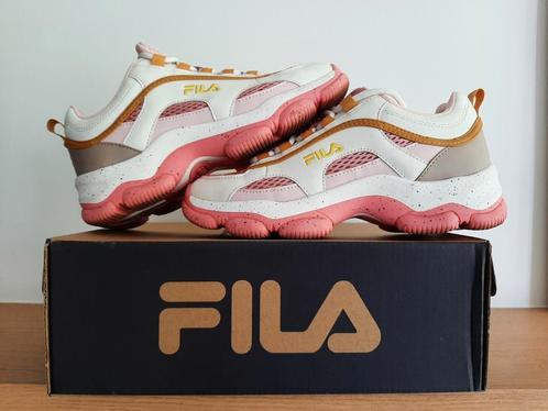 Sneakers Fila Strada Dreamster cb Teens - maat 38, Kleding | Dames, Schoenen, Zo goed als nieuw, Sneakers, Roze, Ophalen