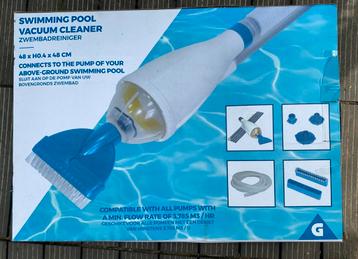 NIEUW Zwembad stofzuiger vacuüm cleaner nieuw in de doos! beschikbaar voor biedingen