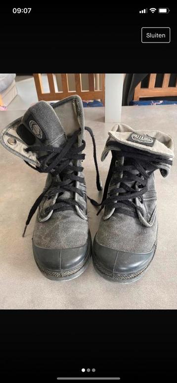 Palladium taille 35, Garçon ou Fille, Enlèvement ou Envoi, Comme neuf, Palladium