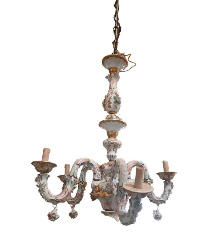 Lustre en porcelaine Capodimonte pour restauration/pièces, Antiquités & Art, Antiquités | Éclairage, Enlèvement
