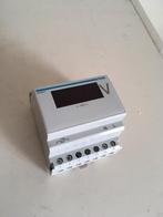 105. Digitale voltmeter Hager SM501, Enlèvement ou Envoi, Neuf