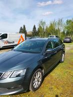 Skoda Octavia, Argent ou Gris, 5 portes, Diesel, Gris