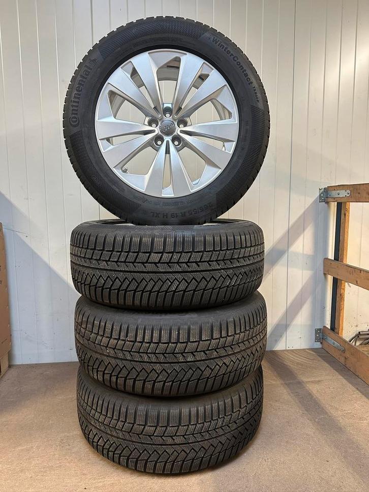 19 INCH ORIGINELE AUDI Q8 SQ8 VELGEN + WINTERBANDEN, Autos : Pièces & Accessoires, Pneus & Jantes, Jante(s), Pneus hiver, 19 pouces