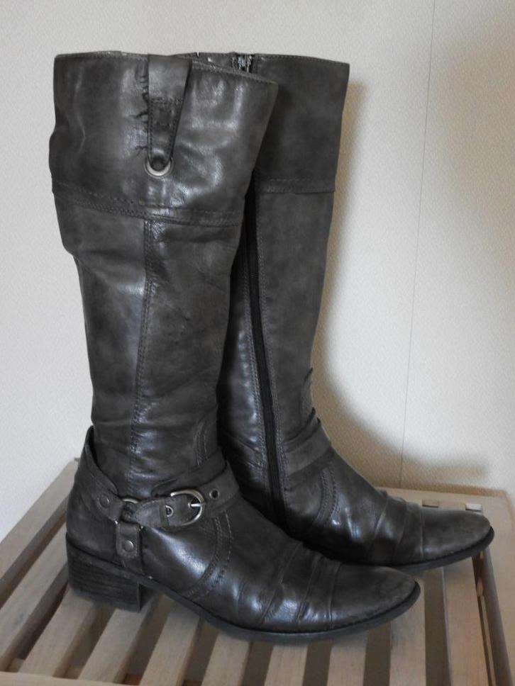 Grijze lederen laarzen - mt 41, Kleding | Dames, Schoenen, Gedragen, Hoge laarzen, Grijs, Ophalen of Verzenden