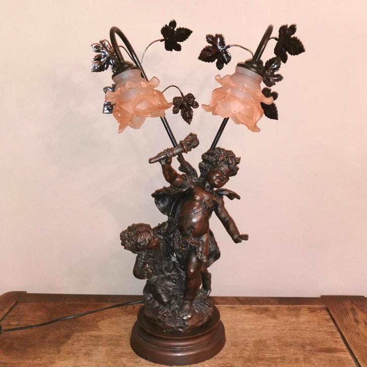 Grote antieke lamp "Engel" met 2 glazen kappen H 75cm B 42, Antiek en Kunst, Antiek | Verlichting, Ophalen