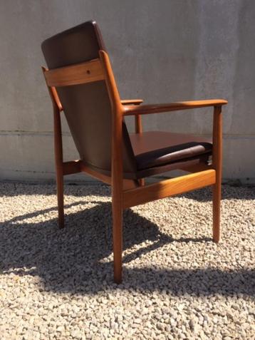 2 vintage stoelen Arne Vodder  beschikbaar voor biedingen