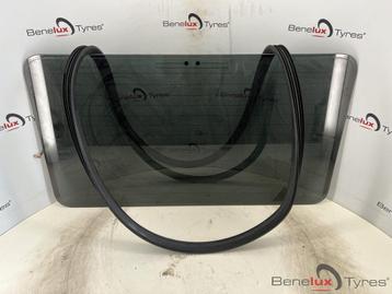 achter ruit met rubber Mercedes G-klasse W463 A4637401057 beschikbaar voor biedingen