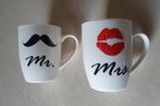 Tassen voor newly weds - Mr & Mrs, Comme neuf, Tasse(s) et/ou soucoupe(s), Enlèvement ou Envoi, Porcelaine