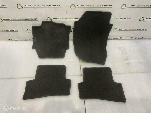 Mattenset Renault Captur 1 ORIGINEEL 8201394366, Auto-onderdelen, Interieur en Bekleding, Renault, Gebruikt, Ophalen of Verzenden