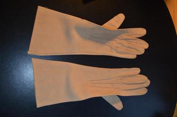 1 paire de gants longs de marque Jonquet en chevreau vintag