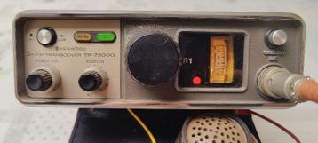 Kenwood TR7200G vintage VHF zender.