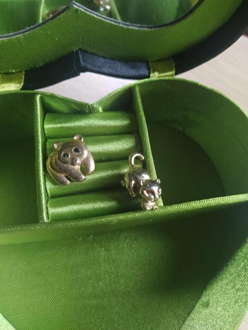 broche-sierspeld;hartje glasparels, camee,klavertje 4, Handtassen en Accessoires, Broches, Zo goed als nieuw, Ophalen of Verzenden