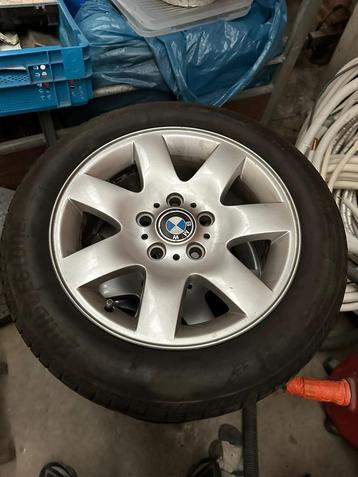 5x BMW velgen met banden beschikbaar voor biedingen