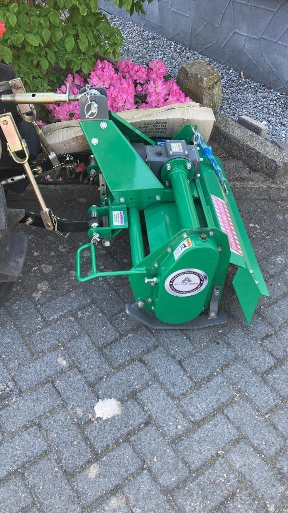 frees, Zakelijke goederen, Landbouw | Werktuigen, Akkerbouw, Grondbewerking, Ophalen