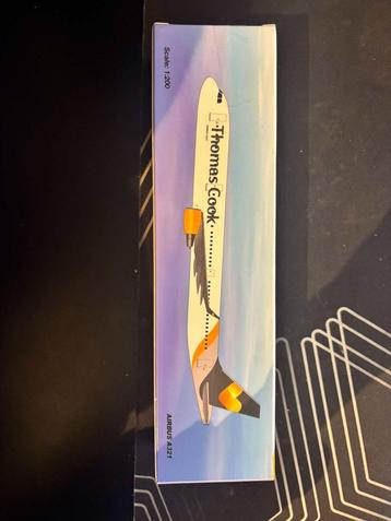 Thomas Cook Airlines Scale 1-200 model Airbus A321-200 beschikbaar voor biedingen