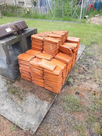 dakpannen gratis, Doe-het-zelf en Bouw, Dakpannen en Dakbedekking, Ophalen, Zo goed als nieuw, Dakpannen