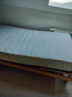 Eenpersoons bed, Ophalen of Verzenden, Zo goed als nieuw, Eenpersoons, Matras