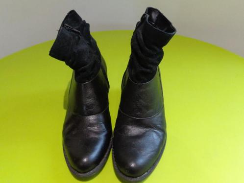 Chaussures - bottines cuir+daim noir RIEKER pointure 38, Kleding | Dames, Schoenen, Gedragen, Lage of Enkellaarzen, Zwart, Ophalen of Verzenden