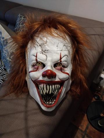 Halloween killer clownmasker  beschikbaar voor biedingen